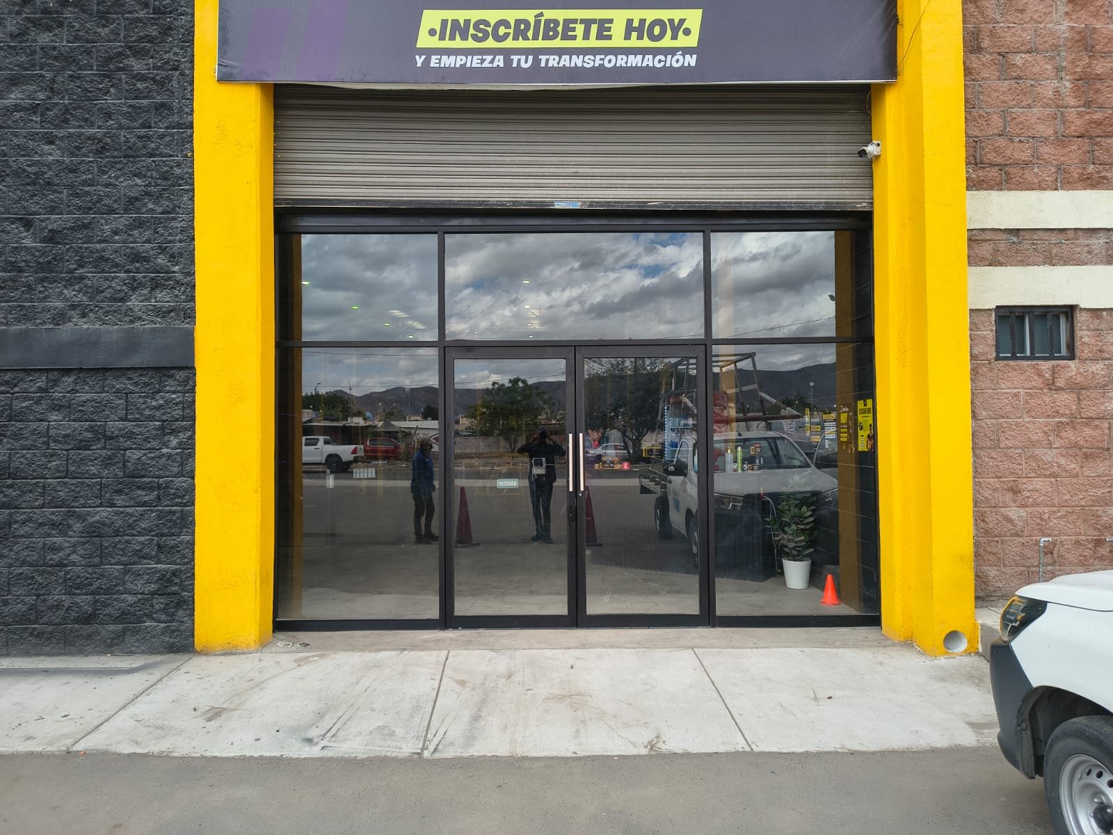 Puertas para negocio